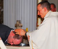 Wigilia Paschalna - noc chrztu dorosłych. Także w Polsce