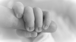 Przerażające! W Belgii zabija się noworodki przez… brak nadziei na ,,znośną przyszłość’’ - miniaturka