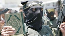 Paryż. Muzułmanie, którzy brali udział w katolockim nabożeństwie są związani z meczetem promującym terroryzm - miniaturka