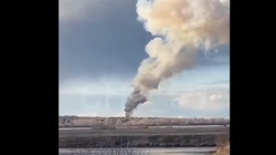 [Wideo] Rosja. Potężny wybuch w fabryce prochu na Uralu. Możliwy atak dronem - miniaturka