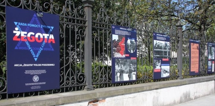 Przejmująca wystawa w rocznicę powstania w getcie warszawskim - zdjęcie