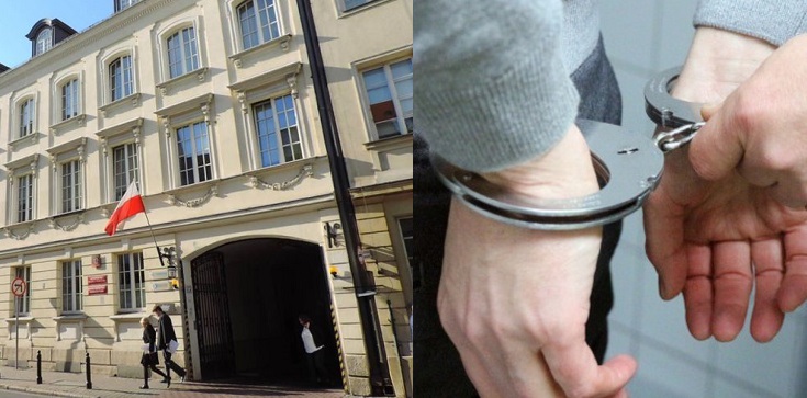 Cela plus: Nikodem Dyzma przewraca się w grobie - zdjęcie