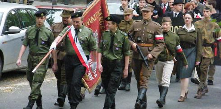 Marsz Pamięci rtm. Pileckiego w Warszawie. Fotoreportaż - zdjęcie