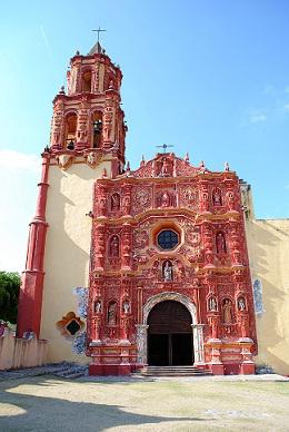 Kości&oacute;ł Landa de Matamoros w Queretaro